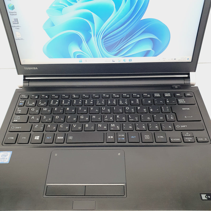 TOSHIBA DYNABOOK R73 CORE i5 - 7TH - 4GB / 128GB / 13.3" (P94-31-A) - USED LAPTOPS #