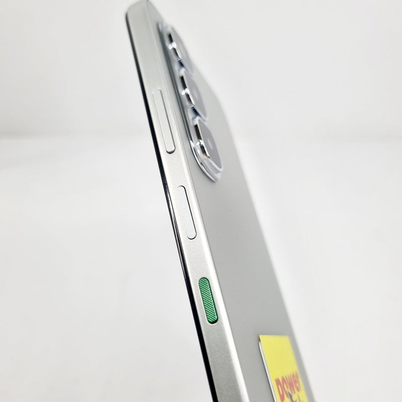INFINIX HOT 60i (8GB / 256GB)