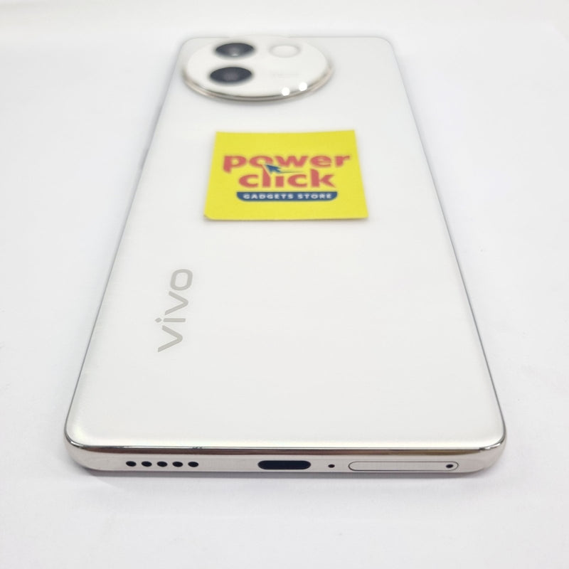VIVO V30e (12GB/256GB) 6 MONTHS WARRANTY