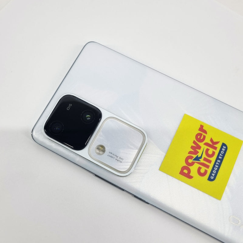 VIVO V30 5G (8GB / 256GB) 6 MONTHS WARRANTY